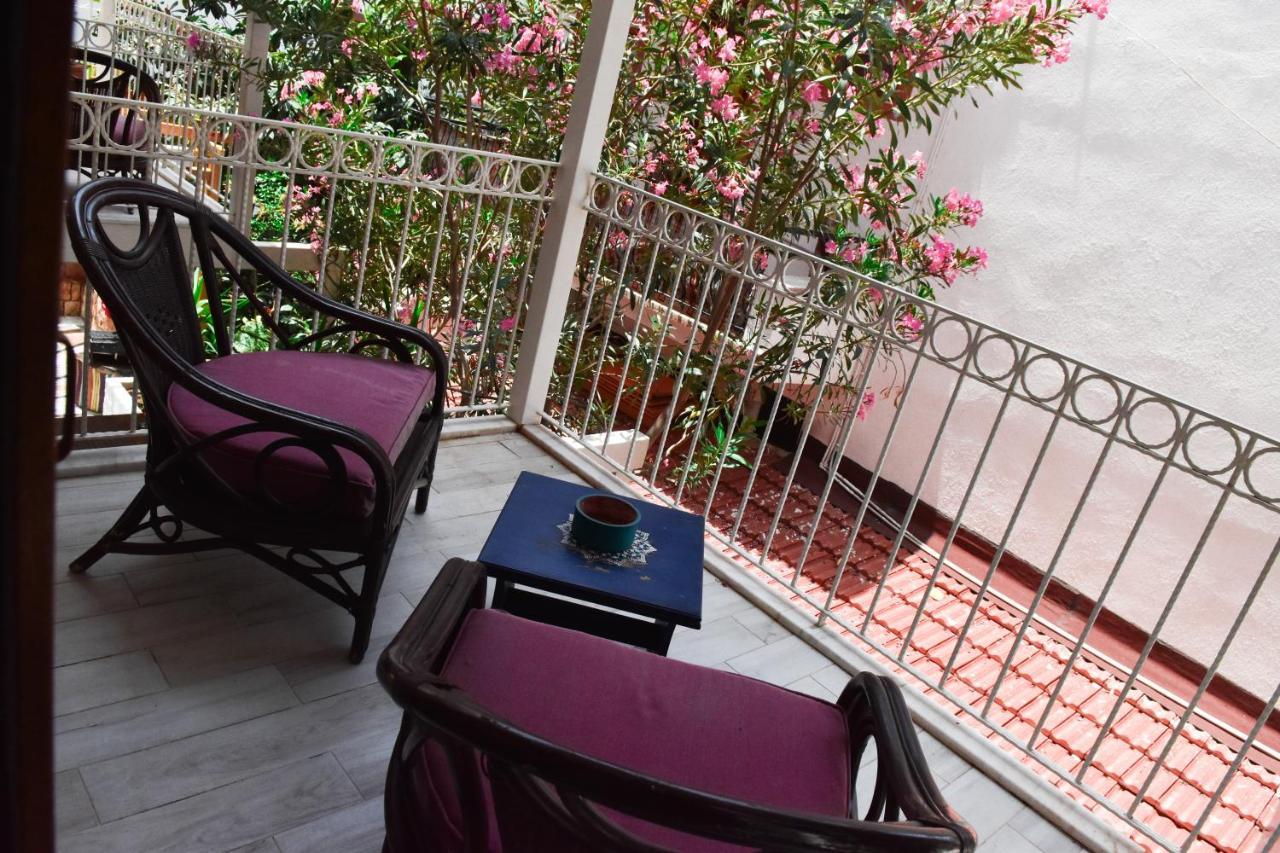 Smyrna Pansiyon Kaş Extérieur photo