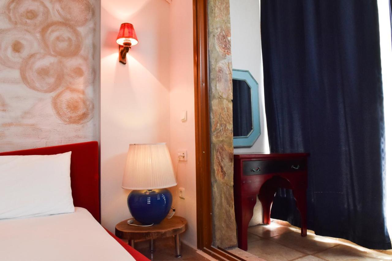 Smyrna Pansiyon Kaş Extérieur photo